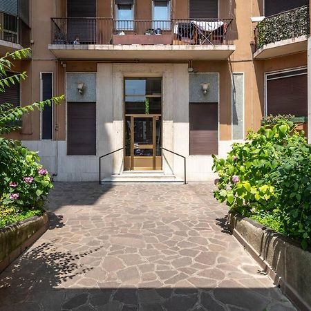 Bnbutler - Strigelli, 13 - Accogliente Bilocale Con Balcone Milão Exterior foto