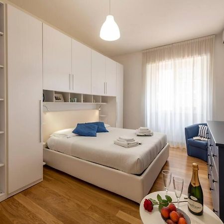 Bnbutler - Strigelli, 13 - Accogliente Bilocale Con Balcone Milão Exterior foto