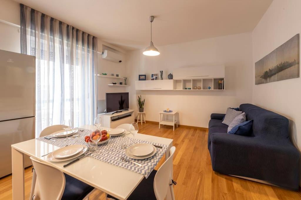 Bnbutler - Strigelli, 13 - Accogliente Bilocale Con Balcone Milão Exterior foto