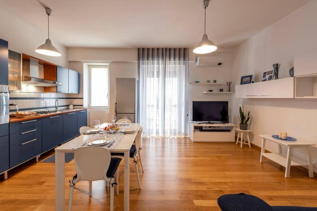 Bnbutler - Strigelli, 13 - Accogliente Bilocale Con Balcone Milão Exterior foto